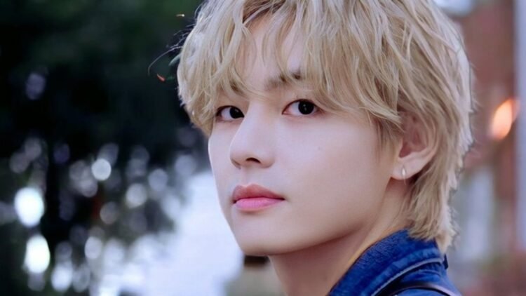 V | BIGHIT Music